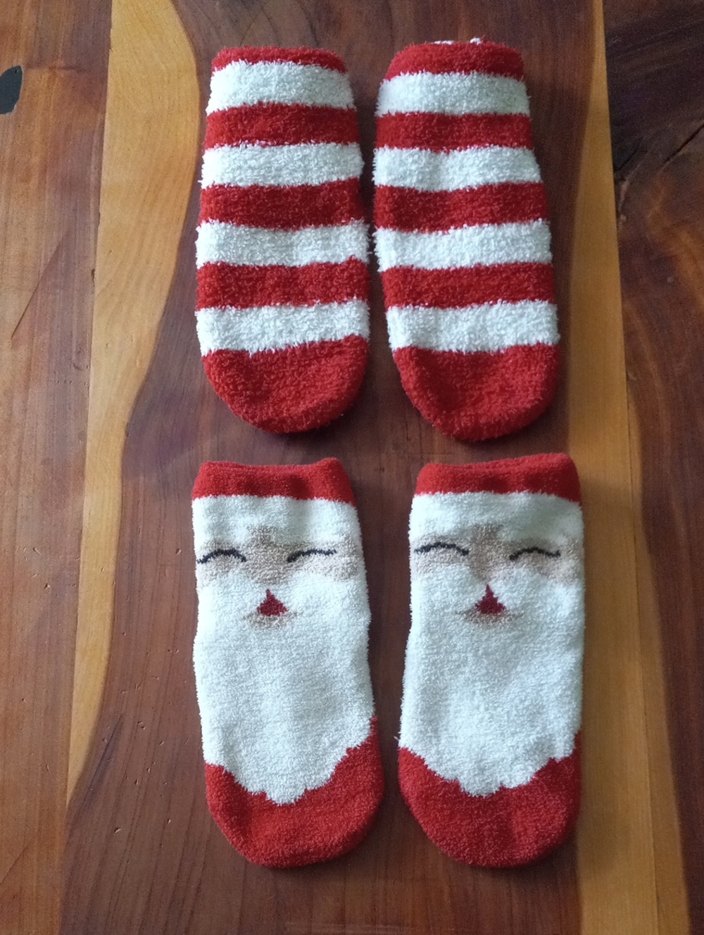Kids Christmas Holiday Fuzzy Socks 2-Pair Bundle Set